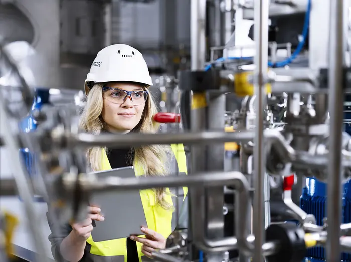 Frauen in der Technik: Wie SPIEGLTEC in Tirol Barrieren abbaut – und warum das die ganze Region stärkt