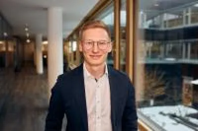 Manuel Vogl, Kontaktperson