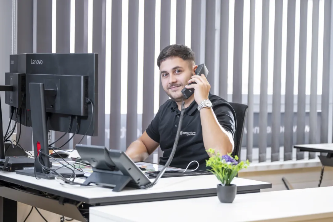 Lehrling Speditionskaufmann / Speditionskauffrau (m/w/d) job posting header image
