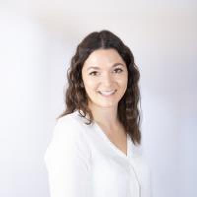 Claudia Tasser, Kontaktperson