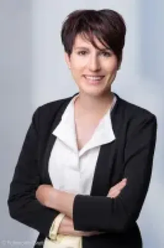 Prok. Alexandra Höck, MBA BSc, Kontaktperson