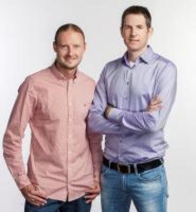 Robert Heckenblichler, Mario Partell, Kontaktperson