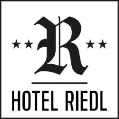Hotel Riedl Arbeitgeber Profil Logo