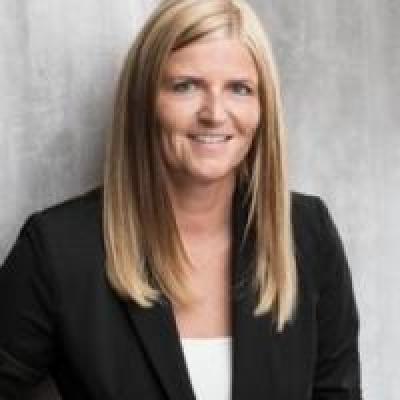 Silvia Farthofer, Kontaktperson